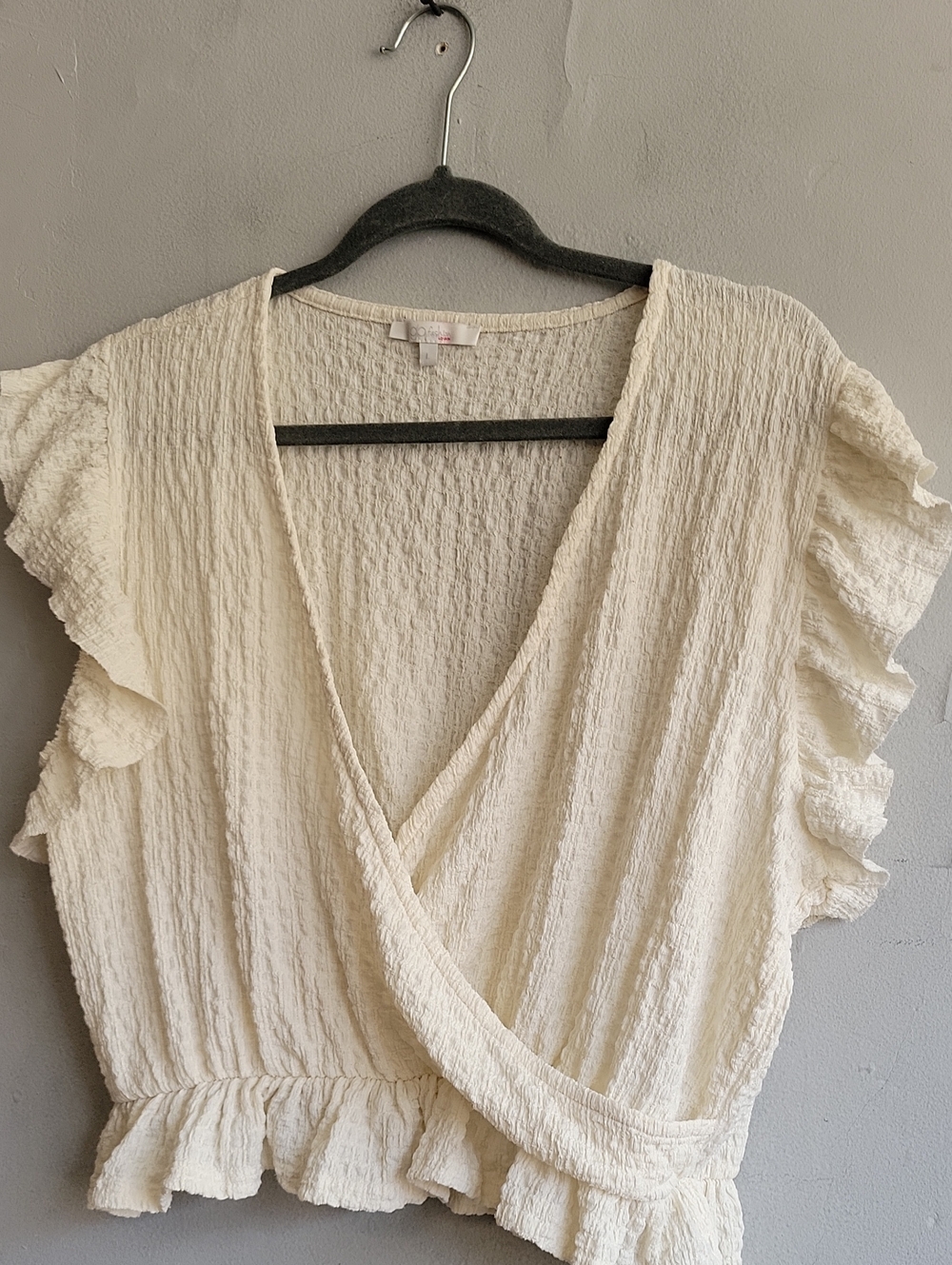 Women's large cream wrap short sleeve perplum cropped bubble textured top/shirt